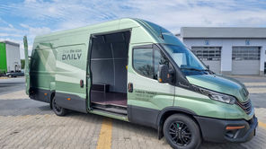 IVECO Daily 35S16 FURGON