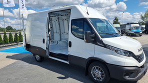 IVECO Daily 35S18HA8V FURGON