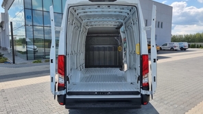 IVECO Daily 35S18HA8V FURGON