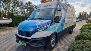 IVECO Daily 35S14 FURGON